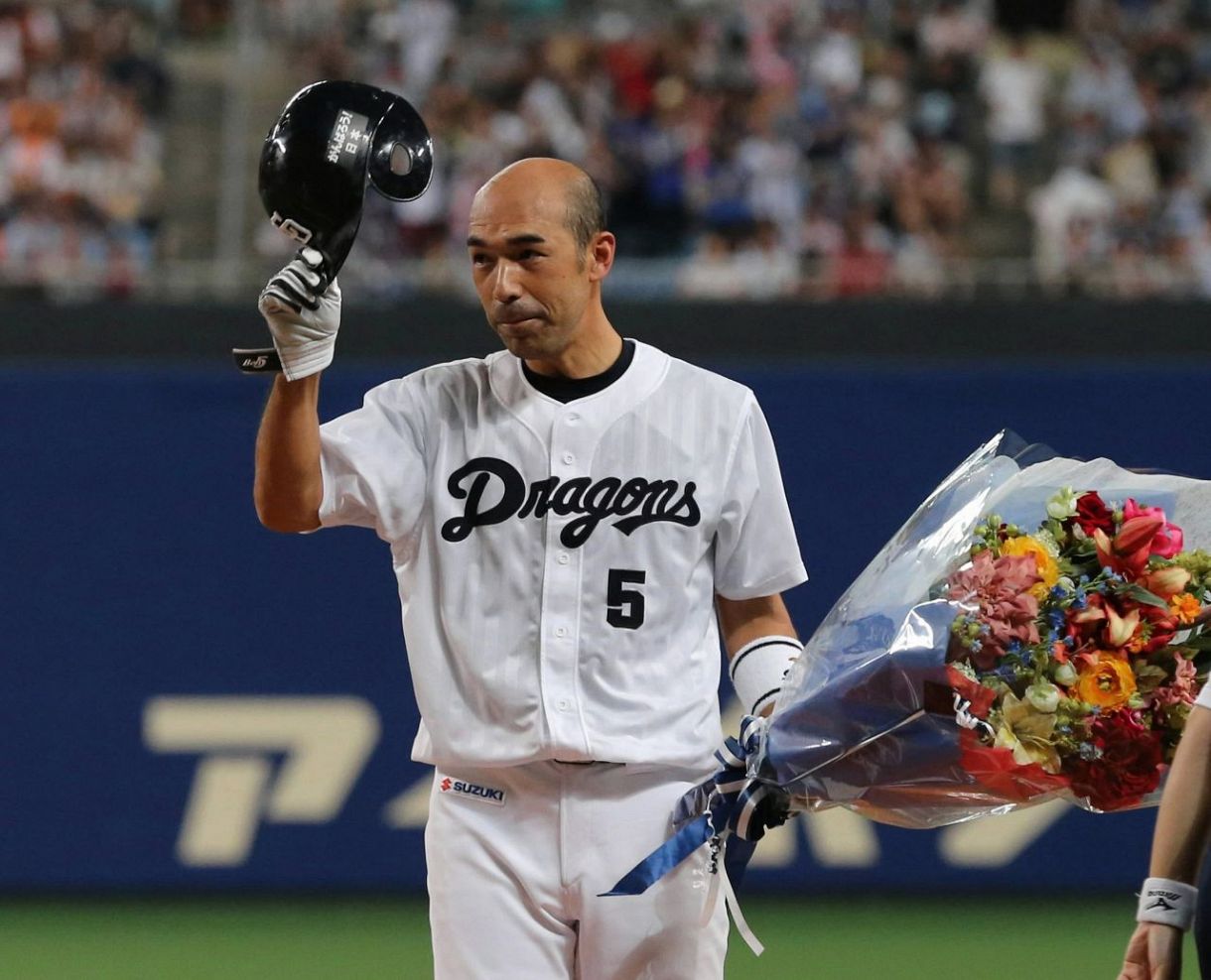 2015年8月16日の巨人戦で和田一浩外野手がセ・パ両リーグで1000安打を達成した