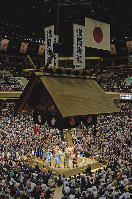 満員となった令和となって最初の大相撲夏場所＝2019年5月12日、両国国技館で