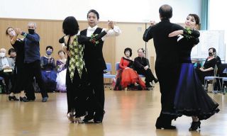能登への震災義援金、社交ダンスで募る　湖南で支援パーティー
