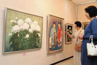 24人の個性きらり　関で「彩日本画会」展示