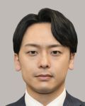 新実　彰平
