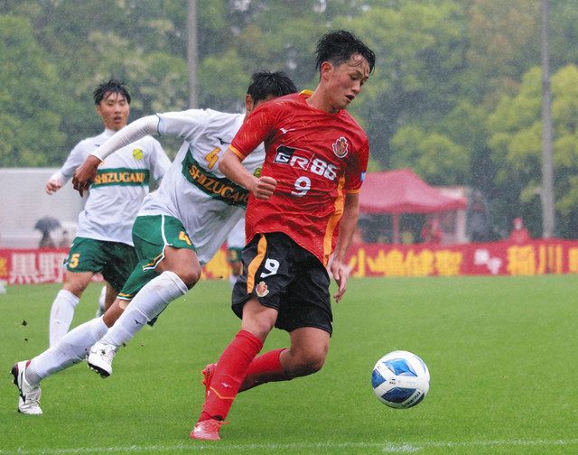 グランパスu 18が静岡学園高に快勝 理想の形 Fw遠山湧斗がヘッドで先制点 高円宮杯u 18プレミア 中日スポーツ 東京中日スポーツ グランパスu 18が静岡学園高に快勝 理想の形 Fw遠山湧斗がヘッドで先制点 高円宮杯u 18プレミア 中日スポーツ 東京中日スポーツ