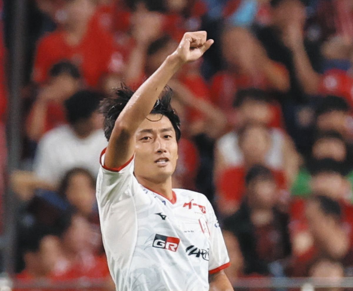 名古屋グランパス・原輝樹、豪快ボレーは「良い手本」稲垣祥イメージ