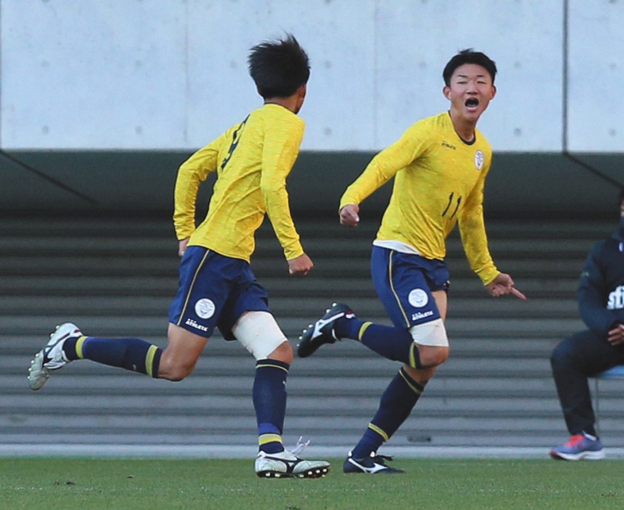 関東第一がミラクル勝利で初の準決勝へ 優勝候補の静岡学園をpk戦で破る 全国高校サッカー 中日スポーツ 東京中日スポーツ