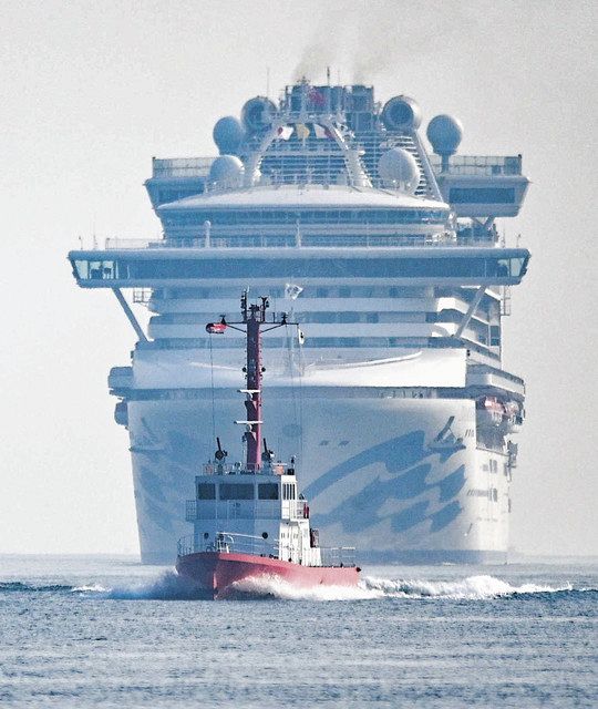 ハシバのメ＞ 大型船導くエスコートボート：中日新聞Web