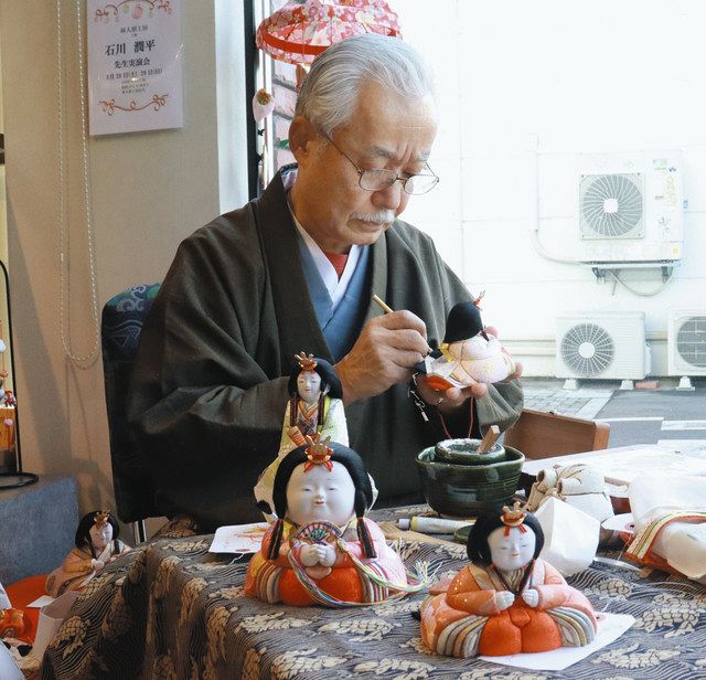 木目込み人形の職人技を見て 林人形工房で実演と展示：中日新聞Web