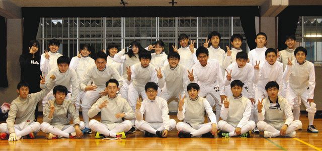 みんな集まれ 海星中高フェンシング部 四日市市 中日新聞web