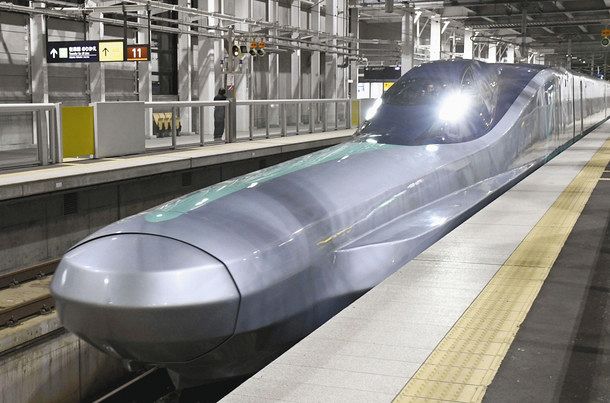 厳寒仕様の新幹線が試走 ＪＲ東日本：中日新聞Web