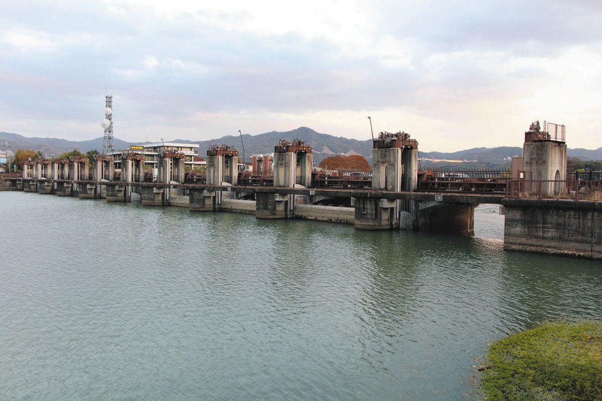 湖国の現場＞増す役割、理解広がれ 完成から120年の瀬田川洗堰：中日