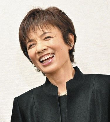 榊原郁恵　画像 榊原郁恵、笑顔の家族写真で「しっかり送り出す事が出来ました」 渡辺徹さん死去後、初のインスタ更新：中日スポーツ・東京中日スポーツ