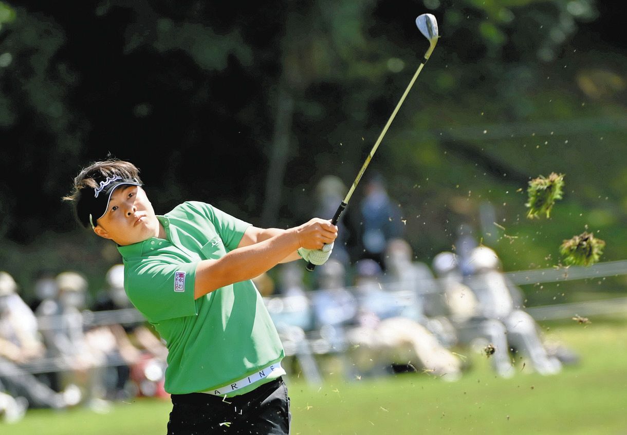 最多バーディー賞 は優勝した稲森佑貴 ヤングジェネレーション賞 は25歳の今野大喜が獲得 中日クラウンズ 中日スポーツ 東京中日スポーツ 最多バーディー賞 は優勝した稲森佑貴 ヤングジェネレーション賞 は25歳の今野大喜が獲得 中日クラウンズ 中日スポーツ 東京中日スポーツ