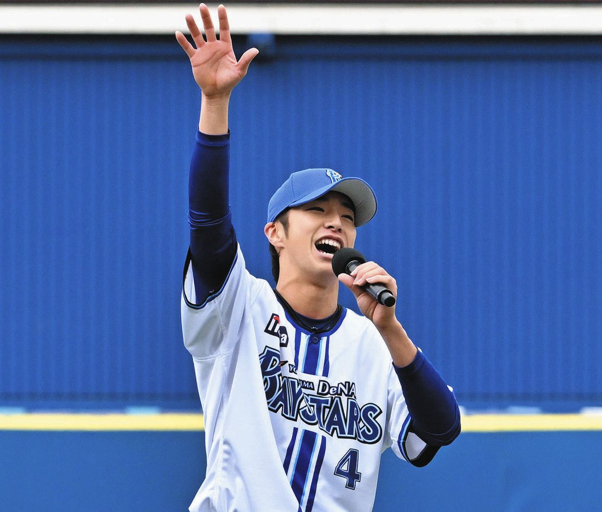 DeNAドラ1の度会隆輝、ワンピースの主題歌を熱唱 美声で3万2000人を