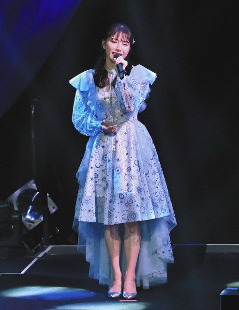 写真】横山由依の卒コンに駆けつけた北原里英、大島優子、指原莉乃：中