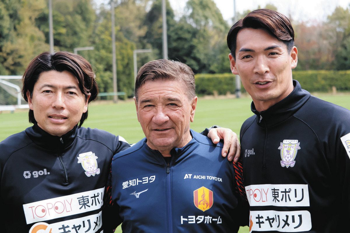 名古屋グランパス・ミシャ監督VS藤枝・槙野監督、練習試合で初の師弟