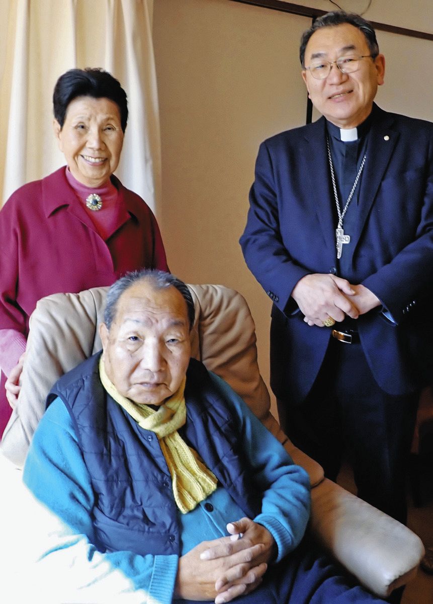 袴田さんへ ローマ教皇「心からの祝福」 無罪確定で手紙とロザリオ送る