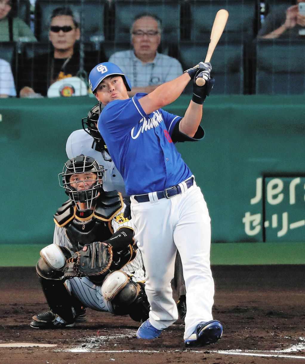 2024人気の 細川成也の豪打さく裂、先制ソロで 