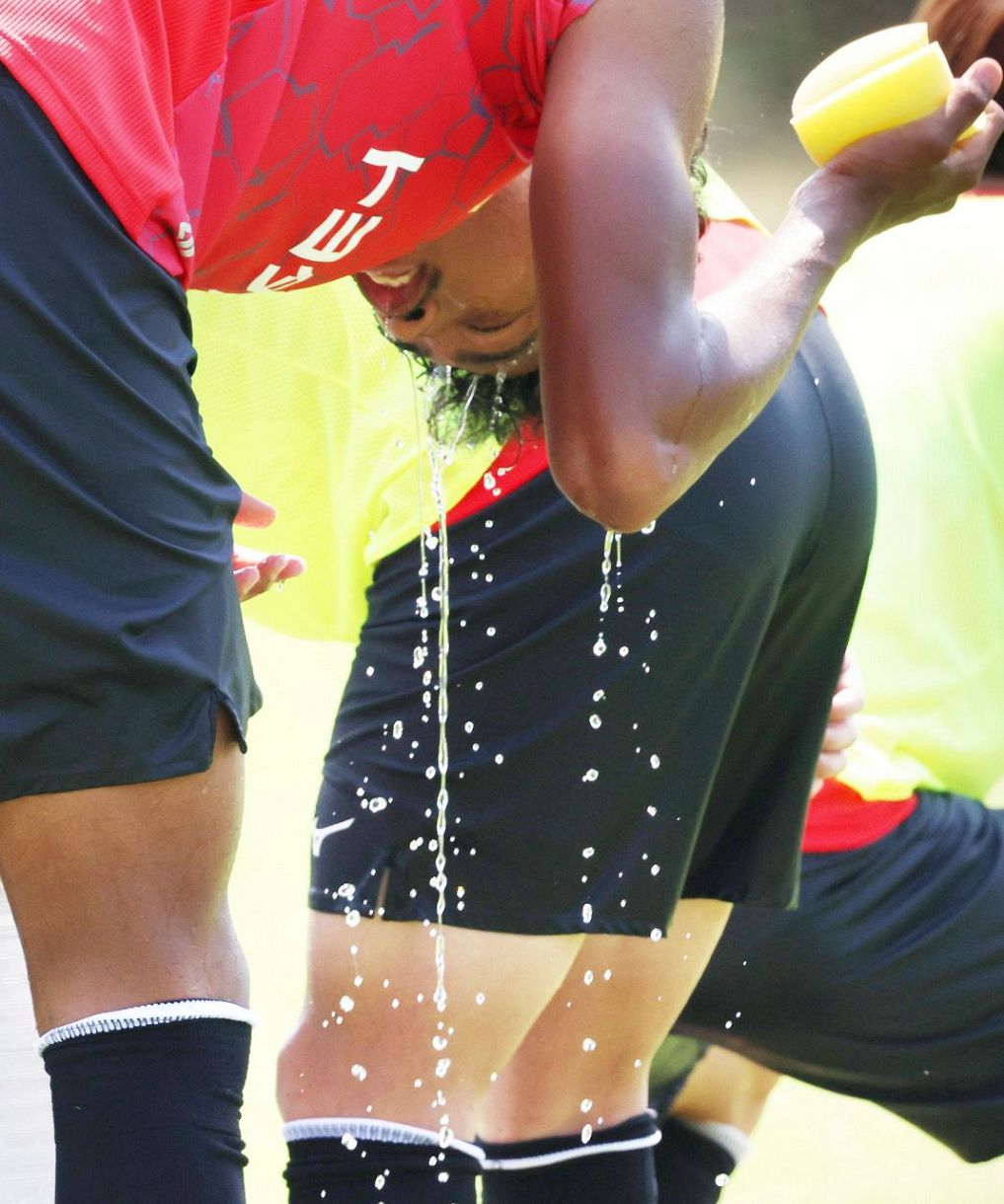 こう　名古屋グランパス練習着 2025練習用アウターシャツ | NAGOYA GRAMPUS WEB SHOP