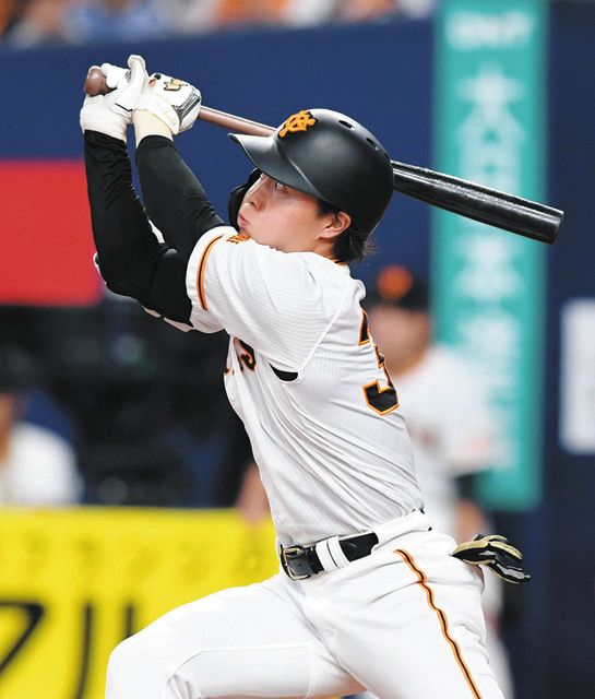 2年目の岡田悠希がプロ初本塁打「やっとプロ野球選手になれた