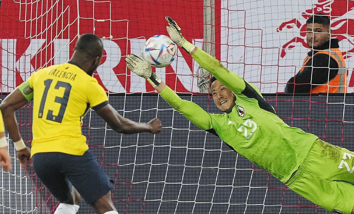 Pkストップのgkシュミット ダニエル 止められて良かった 好セーブで無失点貢献 サッカー日本代表 中日スポーツ 東京中日スポーツ
