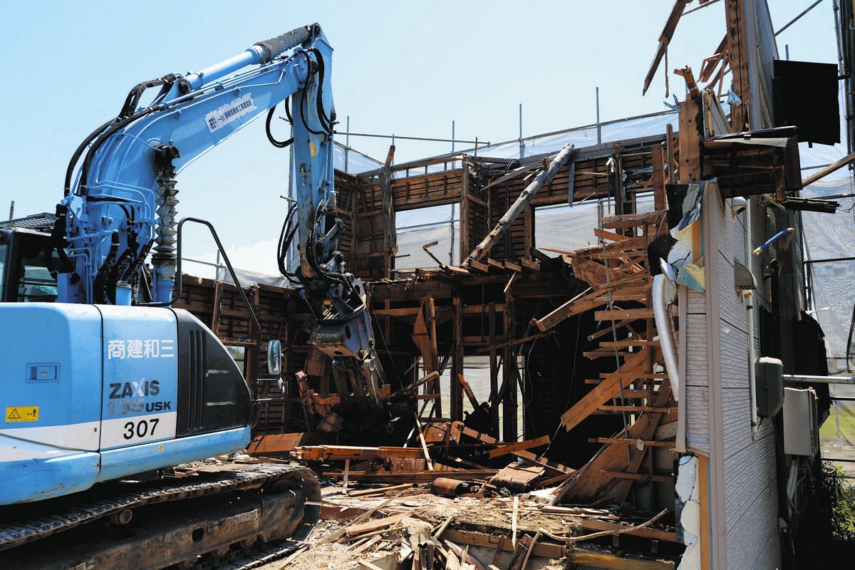 2025年9月の竜巻の被災家屋、公費で解体開始 5月11日から、静岡県