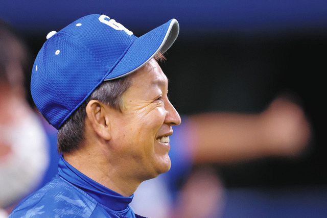立浪和義監督の現役時代　2000本安打公式記念ストラップ 立浪和義監督の現役時代 2000本安打公式記念ストラップ
