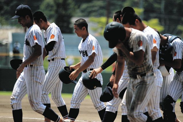 滋賀学園”怒涛の追い上げ”も痛恨の『反則打球』【高校野球】:中日 滋賀学園”怒涛の追い上げ”も痛恨の『反則打球』【高校野球】:中日
