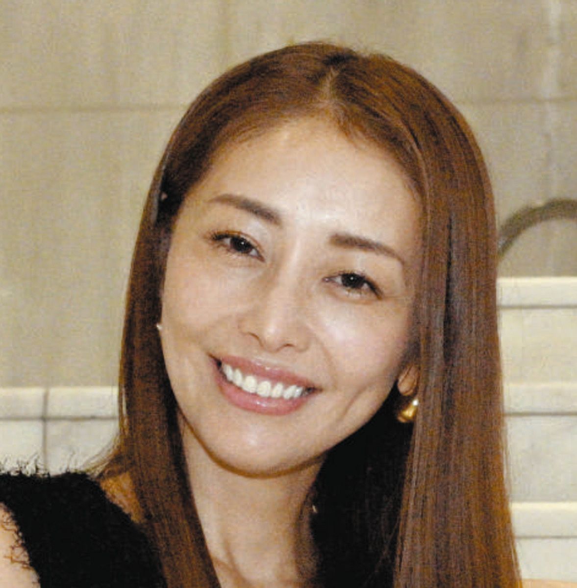 40代美女 熊切あさ美、田中佐奈＆ほしのあき、40代美女 ほおづえ写真にフォロワーおどろき！「みんな若い」「美人３姉妹」「豪華な女子会」：中日スポーツ・東京中日スポーツ