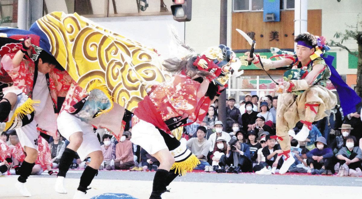 獅子舞に誘われて GW後半 にぎわう：北陸中日新聞Web
