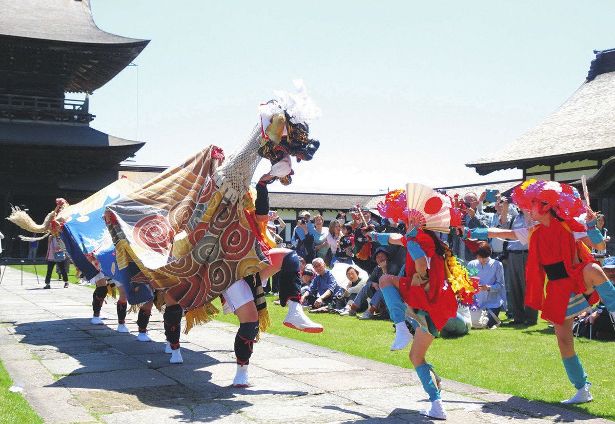 獅子舞に誘われて GW後半 にぎわう：北陸中日新聞Web