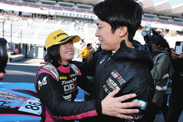 斎藤愛未が初女王、国内最高峰2冠の坪井翔と最強＆最速夫婦だ！！：中