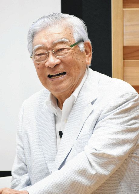中尾氏が経営人生訓 県立大名誉博士 370人前に最終講義:北陸中日新聞Web