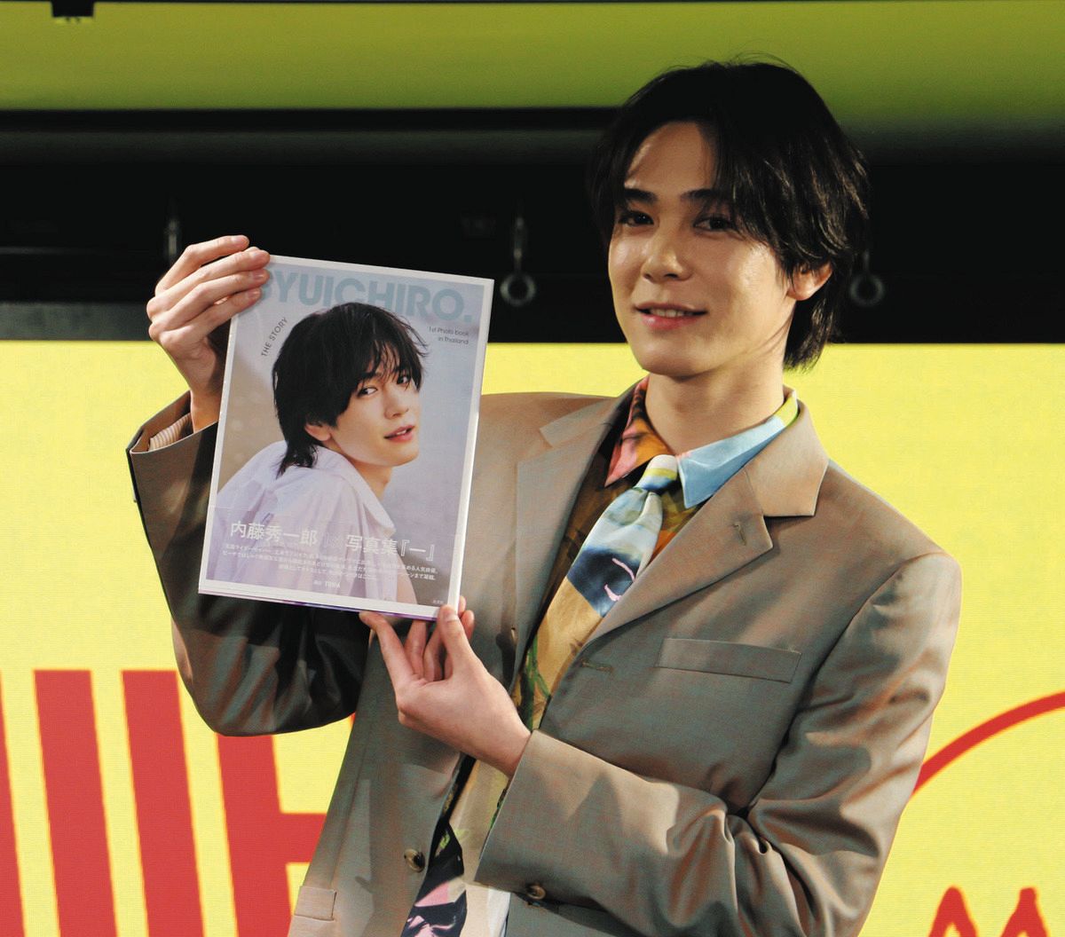 ♡（23から29日発送出来ません）様用  内藤秀一郎1st写真集『一』 0058.jpg