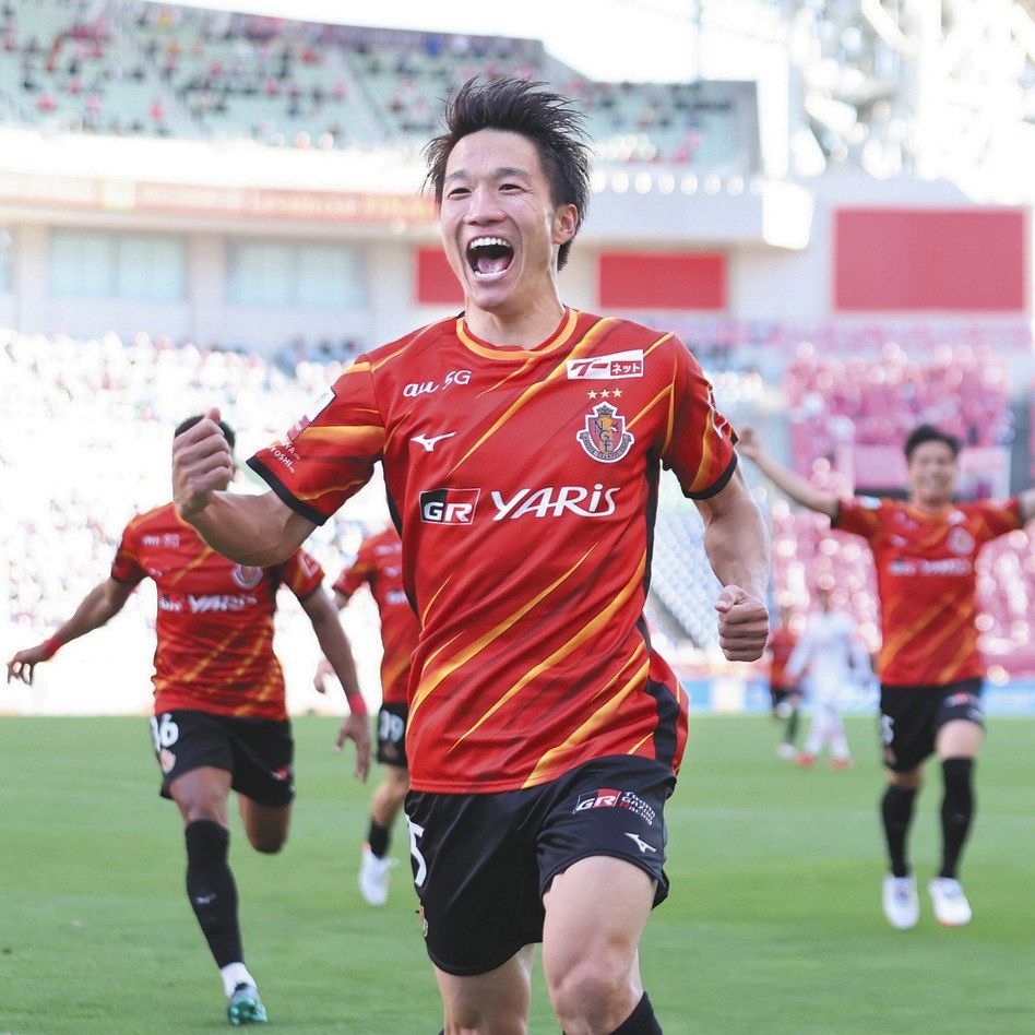 Mvpに名古屋グランパス稲垣祥 初優勝を決定づけた2点目決め 最高です ルヴァン杯決勝 中日スポーツ 東京中日スポーツ