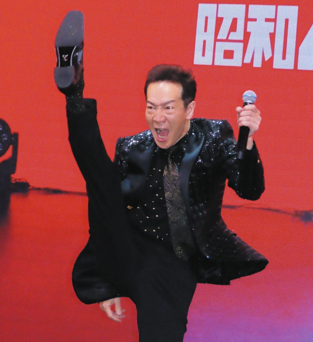 田原俊彦、若さの秘訣は「エロです！」 全国ツアー開催と82枚目の