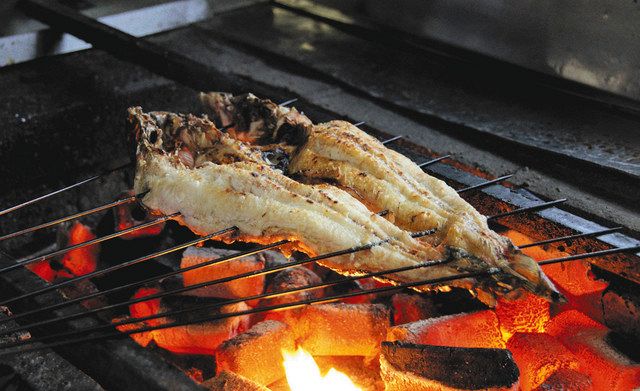 すっきりさせます ５０ ウナギ店なのに なまずや 中日新聞web