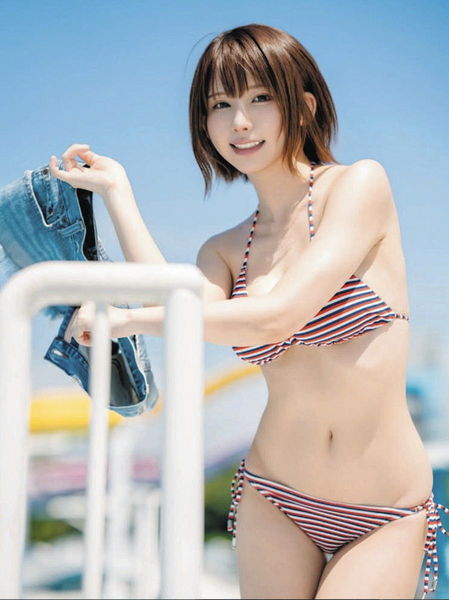 えなこ 水着写真集 ポスター えなこ ビキニポスター - メルカリ