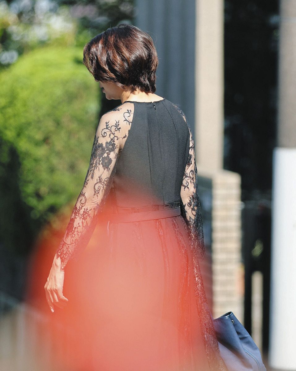 長嶋茂雄さんの自宅を弔問に訪れた青山祐子さん