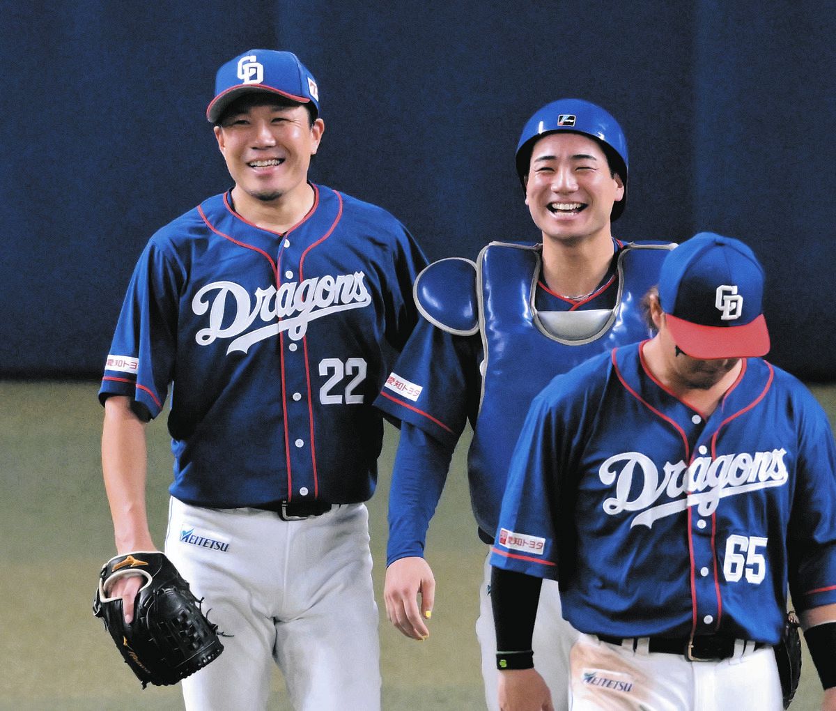 ⚾️ドラゴンズ　石伊　選手　缶バッジ　当たり　ノーマル　セット 中日ドラゴンズ 最終章ガチャ 缶バッジ 石伊選手 - メルカリ