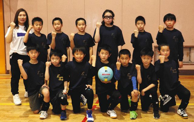 ロッカールーム 小学生ドッジ全国大会出場 古里ｗｉｎｂｌｕｅ 長野市 中日新聞web