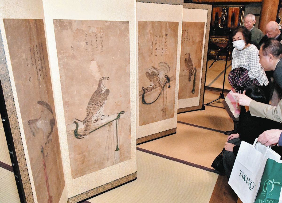 藩主伝来の屛風を市民の宝に 郡上の青山家が寄贈、市重文に指定：中日