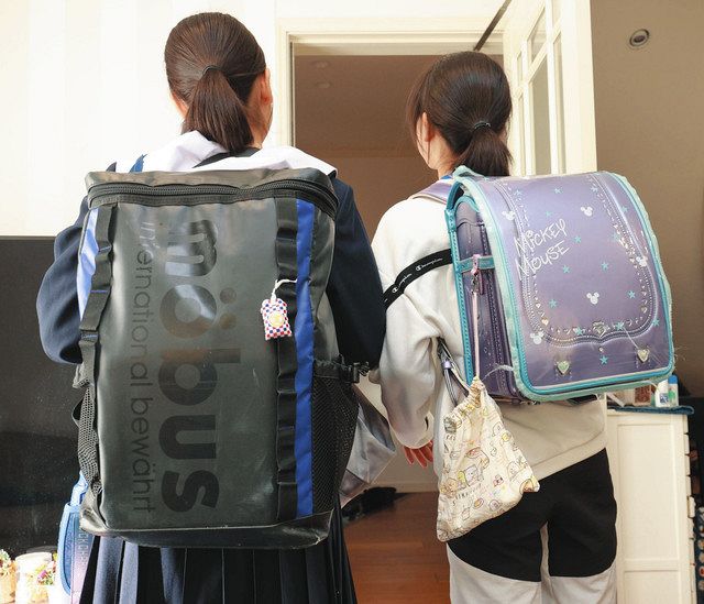 ユースク＞通学かばん、重すぎません？ 改善が進まない背景：中日新聞Web