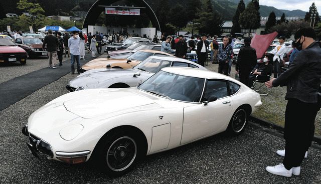 幻の名車トヨタ2000ＧＴ並ぶ 中津川で昭和モーターショー：中日新聞Web