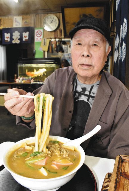 昔から変わらない味のカレーうどん＝松阪市のびっくりうどん　いなばやで 