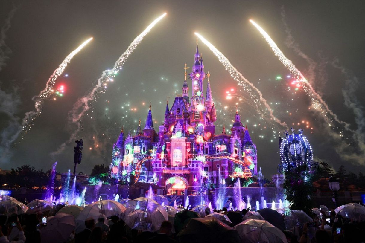 上海ディズニー開園10周年 スパイダーマン新エリアも：中日新聞Web