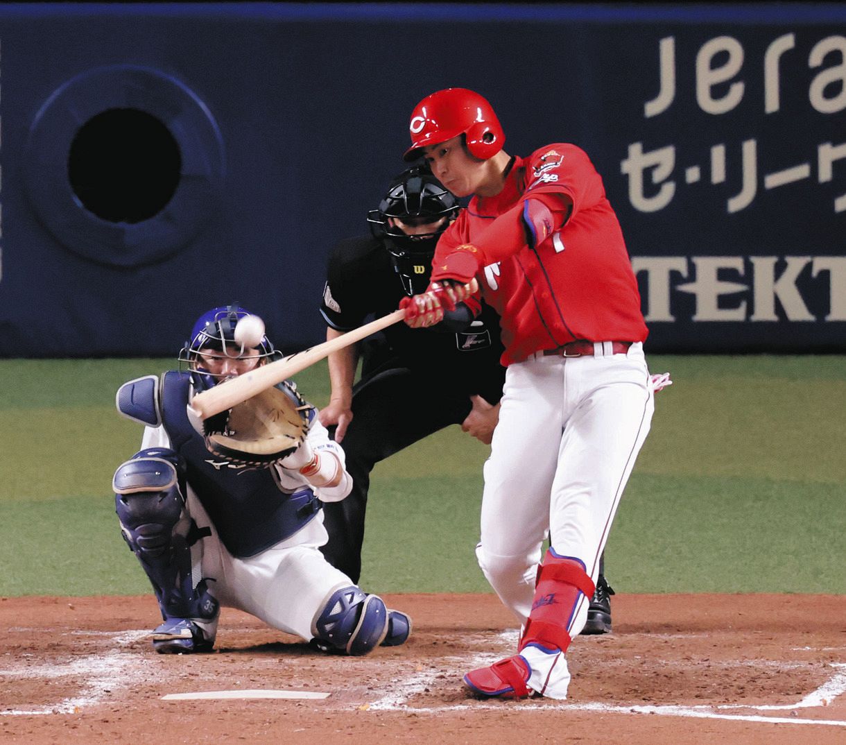 堂林翔太 バッティンググローブ 広島】堂林翔太が”11学年先輩”の意地見せ