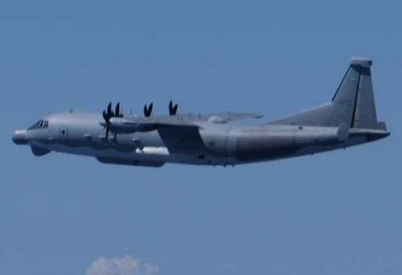 中国軍機の侵犯 不測の事態招かぬよう：中日新聞Web