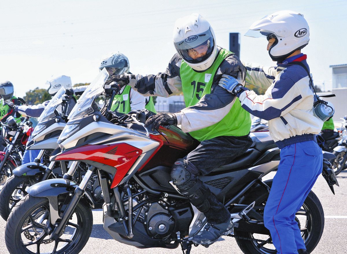 YAMAHA YBR250  リターンライダー/免許取立ての方の練習車に! 初心者やリターンライダーを中心とした初級ON/OFFライディングレッスン