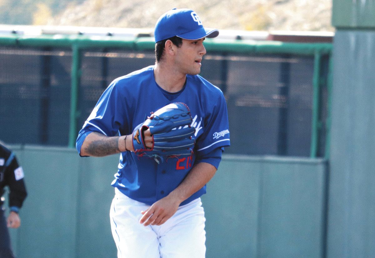 中日・ランディ・マルティネス、”プロ初登板”で連続適時打浴びる