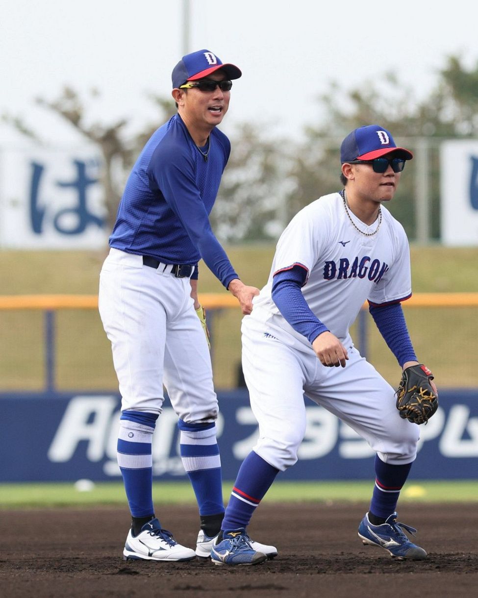 川崎宗則・臨時コーチ兼選手、中日キャンプに合流 「チェスト
