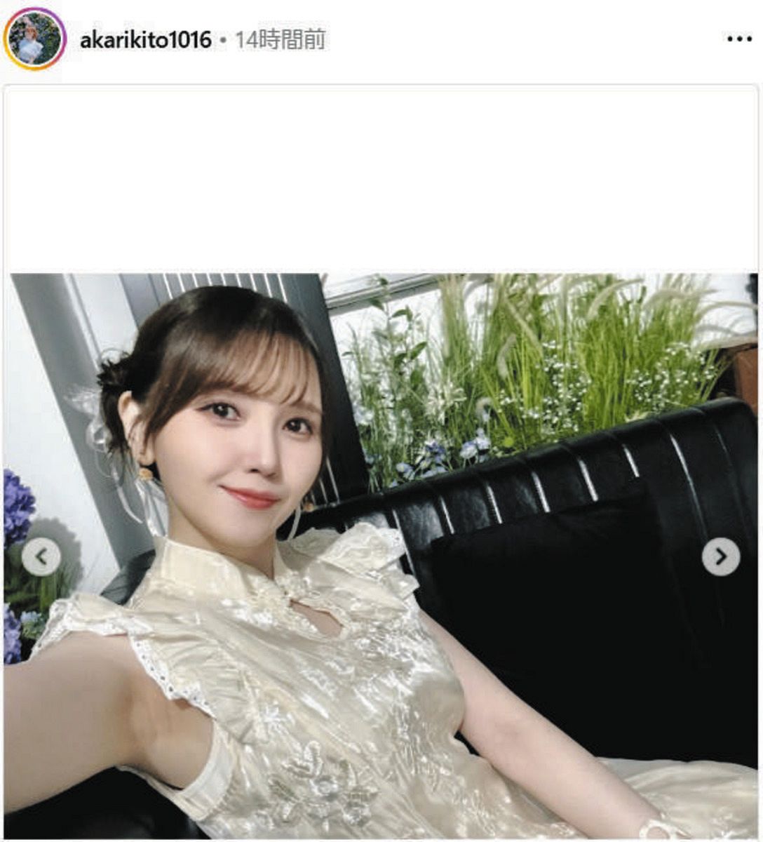 撮影会　腋 ◇鬼頭明里、『美ワキ』ドレスショット【写真】：中日スポーツ・東京中日スポーツ
